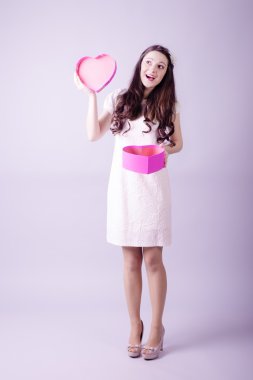 Kadın açılış hediye kutusu