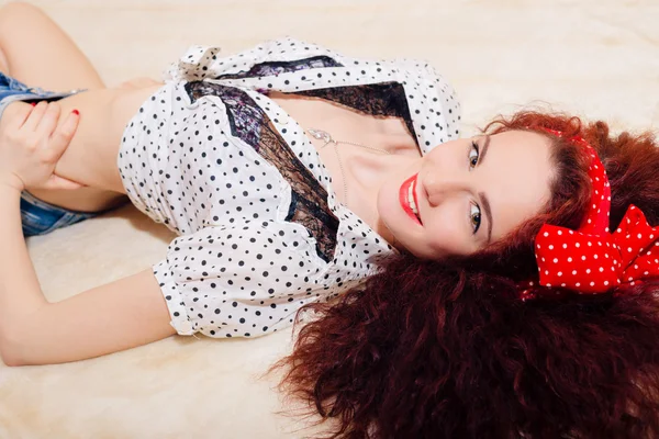 Closeup portrait of seductive  young redhead lady smiling — Stock Photo, Image