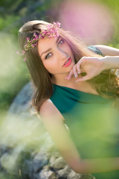 Sensual young lady in wreath — Stock Photo, Image