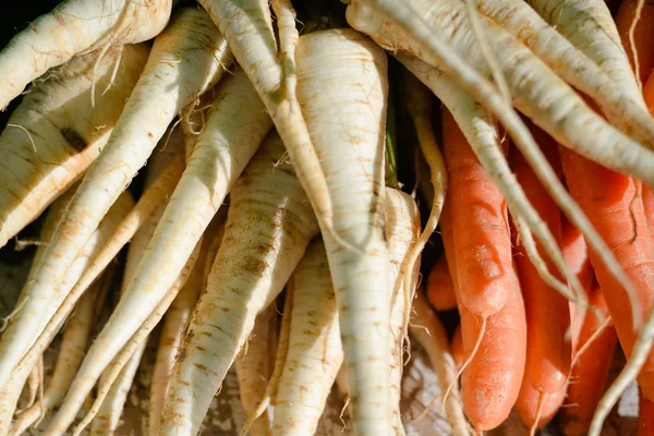 Outdoor farmers market stand with various vegetables for sale — Stock Photo, Image