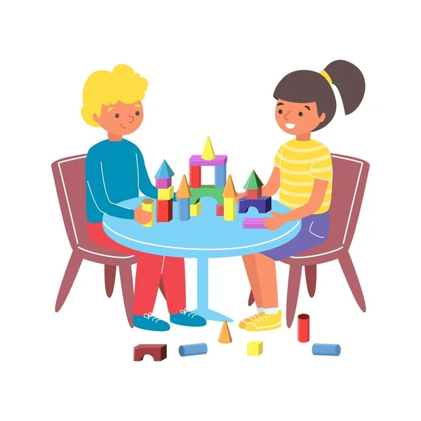 As crianças pequenas jogam brinquedo construtor de madeira, criança juntos cadeira sentada e mesa ilustração vetorial plana, isolado no branco. — Vetor de Stock