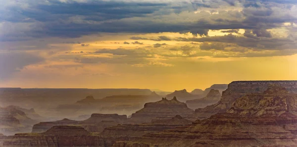 Coucher de soleil spectaculaire au Grand Canyon — Photo