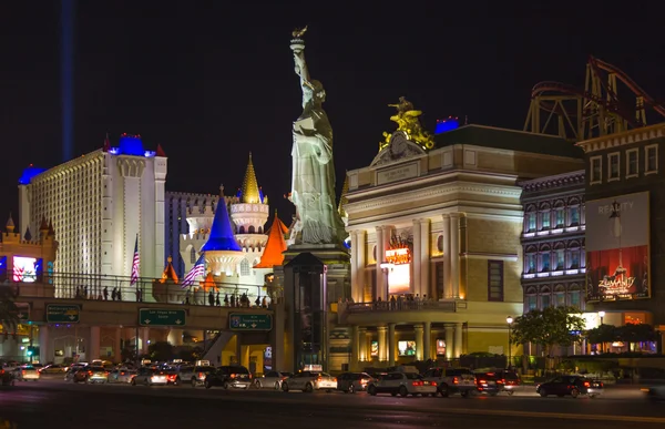 Nueva York-Nueva York situado en el Strip de Las Vegas se muestra en Las —  Fotos de Stock