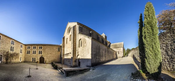 Célèbre abbaye de Senanque — Photo