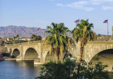 Londra Köprüsü lake havasu, o ile yeniden eski tarihi köprü