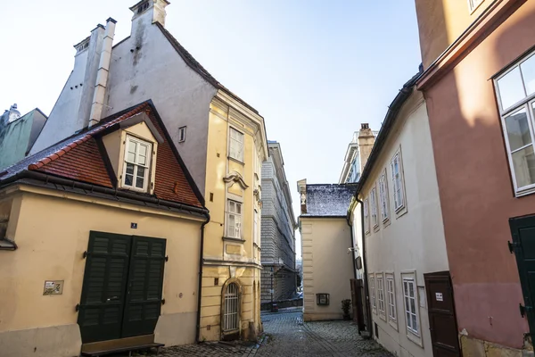 Typical old houses in Vienna first district in the famous area M — Stock Photo, Image