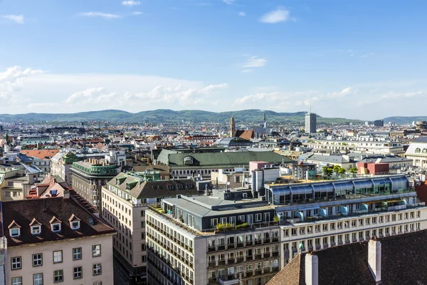 Luchtfoto van de Skyline van de stad van Wenen — Stockfoto