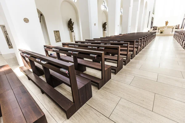 Kostel Svatého Mořice v Augsburgu v minimalistický styl — Stock fotografie