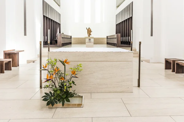 Kostel Svatého Mořice v Augsburgu v minimalistický styl — Stock fotografie