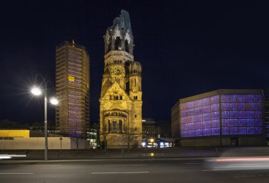 Gedaechtniskirche Berlin Kudamm adlı