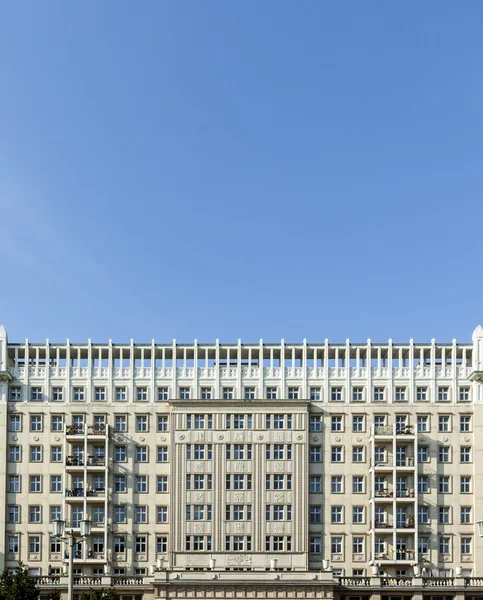 Facades of old socialist GDR era apartment buildings on Karl Mar — Stock Photo, Image