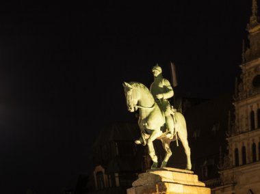 Otto von Bismarck'ın heykeli