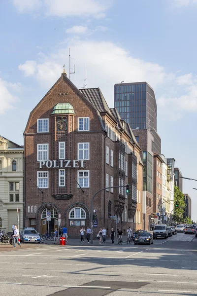 Famosa stazione di polizia Davidswache presso il Reeperbahn di Amburgo — Foto Stock