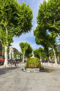 nince top Fontain Aix en Provence