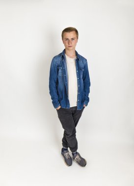 genç erkek beyaz izole ful uzunluğu