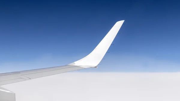 Detail van vliegtuigen vleugel — Stockfoto