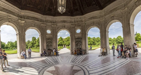 People enjoy listening to music in the  Dianatempel — Stock Photo, Image