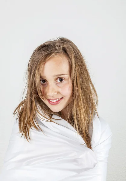 Portrait of young teenage girl — Stock Photo, Image