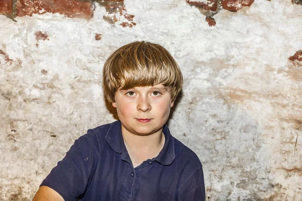 Retrato de um menino bonito — Fotografia de Stock