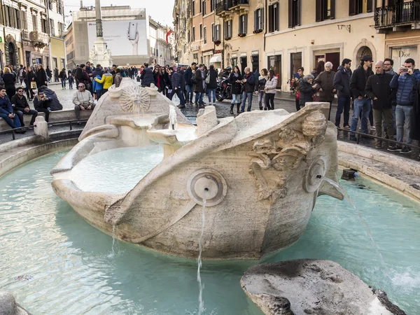 Fontana della Barcaccia, fontein van de lelijke boot — Stockfoto