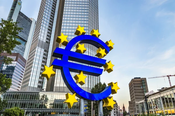 Ünlü euro işaretini de frankfurt am main — Stok fotoğraf