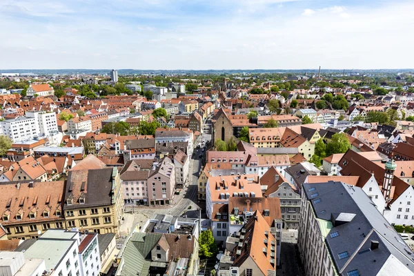 Skyline van Augsburg met beroemde oude stadhuis — Stockfoto