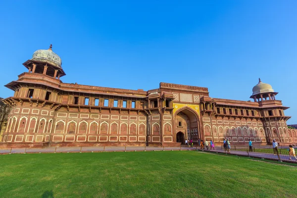 Jahangiri Mahal dans le Fort rouge à Agra — Photo