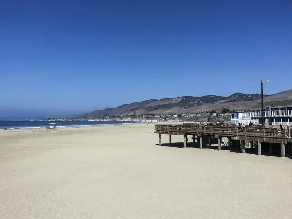 A Morro bay mólós Beach — Stock Fotó