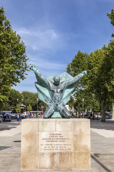 Statue to remember the massacre at the armenians by the turks — Stock Photo, Image