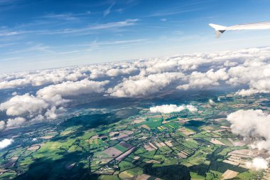 Hamburg kırsal alanda alanlara doğal görünümü