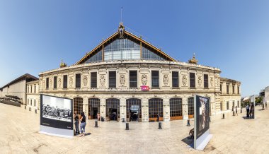 Saint Charles tren istasyonu görünümünü