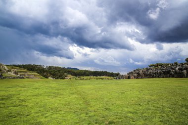 sacsayhuaman duvarlar, Cuzco yakınındaki antik Inca Kalesi