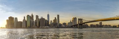 Manhattan Downtown Brooklyn Köprüsü ile kentsel görünümü 