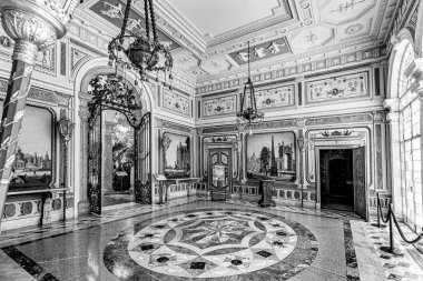 Miami, ABD - 24 Ağustos 2014: Miami 'deki Vizcaya villasını ziyaret. Vizcaya Müzesi ve Bahçeleri, 32 dekore edilmiş odası ve 10 dönümlük resmi bahçesi olan 1916 liman evi..