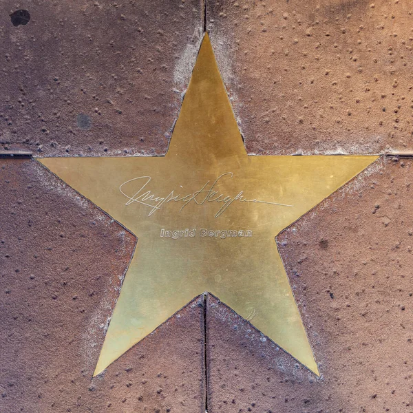 Phoenix Usa June 2012 Όνομα Της Ingrid Bergmann Στο Χαλκό — Φωτογραφία Αρχείου