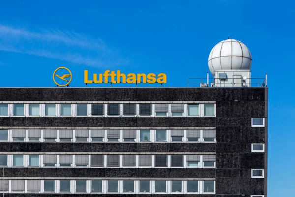 Hamburgo Alemania Marzo 2014 Fachada Del Edificio Lufthansa Technik Hamburgo — Foto de Stock