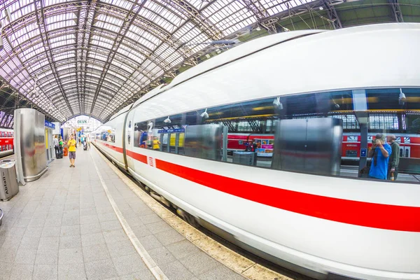 Cologne Germany September 2014 People Hurry Intercity Train Cologne Germany — Stock Photo, Image