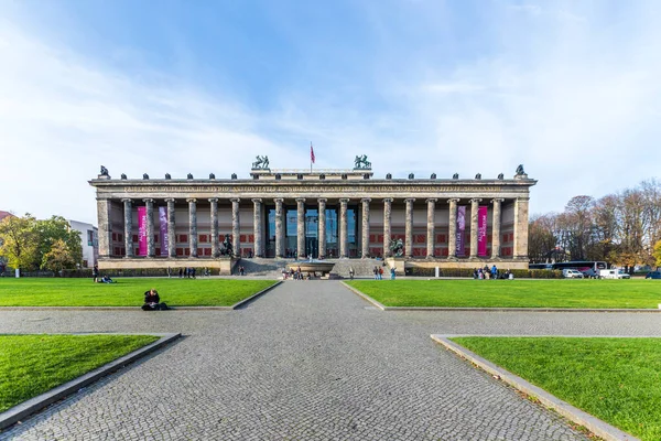 Berlín Alemania Octubre 2014 Museo Antiguo Una Fuente Lustgarten Jardín — Foto de Stock