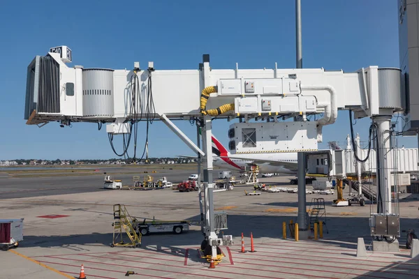 Boston Usa Settembre 2017 Ponte Passeggeri All Aeroporto Internazionale Boston — Foto Stock