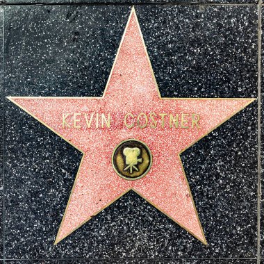 LOS ANGELES, ABD - 17 MAR 2019: Kevin Costner için Hollywood Şöhret Yolu 'nda Star' a yakın çekim.