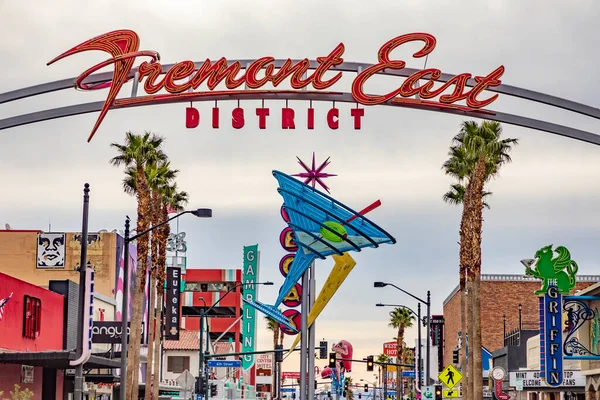 Las Vegas Usa Března 2019 Vstup Fremont East Spoustou Starých — Stock fotografie