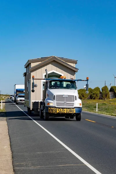 Bridgeport Estados Unidos Mar 2019 Las Personas Transportan Hogar Camión —  Fotos de Stock