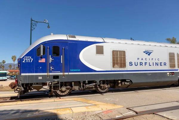 Santa Barbara Usa Mar 2019 Pacific Surfliner Train Enters Station — Stock Photo, Image