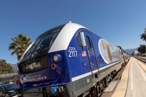 Santa Barbara Usa Mar 2019 Pacific Surfliner Train Enters Station — Stock Photo, Image