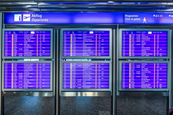 Frankfurt Tyskland Maj 2020 Reducerad Färdplan Grund Koronakrisen Vid Flygplatsen — Stockfoto