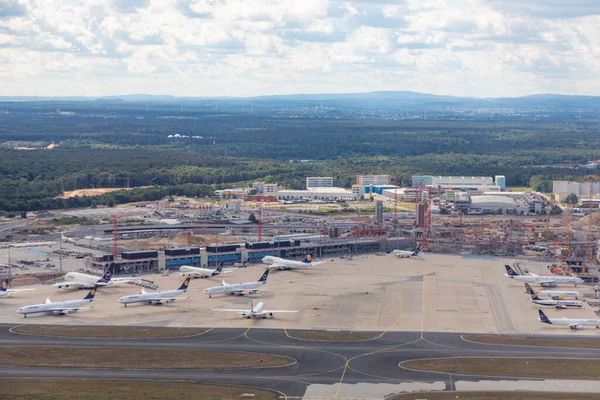 Francoforte Germania Luglio 2020 Parcheggio Degli Aerei Lufthansa All Aeroporto — Foto Stock