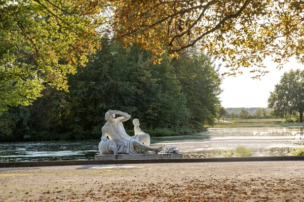 Schwetzingen Německo Září 2020 Slavný Říční Bůh Rhenus Krásném Parku — Stock fotografie