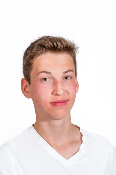 Portret Van Glimlachende Gelukkig Kaukasische Tiener Jongen Studio — Stockfoto