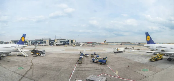 Frankfurt Germany June 2015 Aircrafts Airport Frankfurt Germany 2012 Frankfurt — Stock Photo, Image