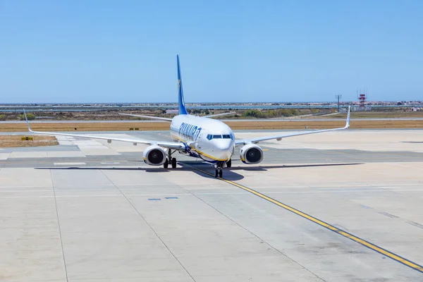 Faro Portugal Août 2020 Arrivée Des Avions Ryanair Faro Époque — Photo